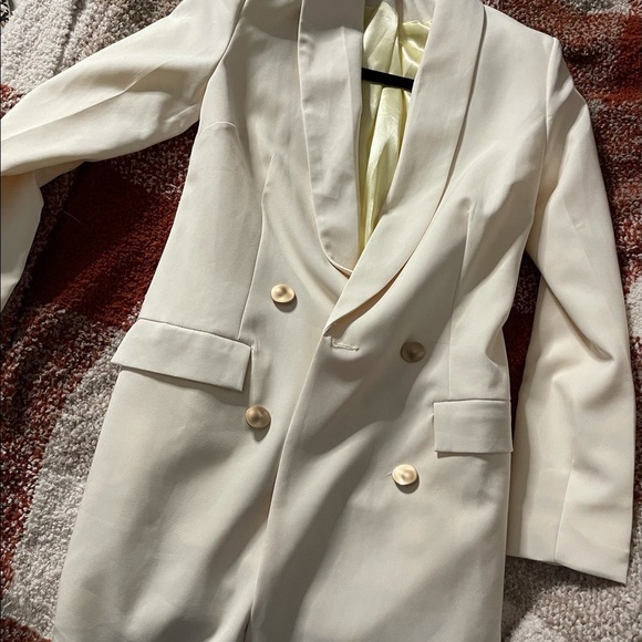 off white blazer dress or jacket - Picture 1 of 15